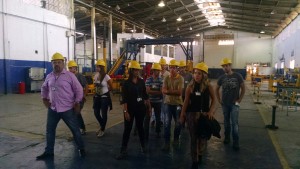 Alunos da Doctum em visita à Supervia