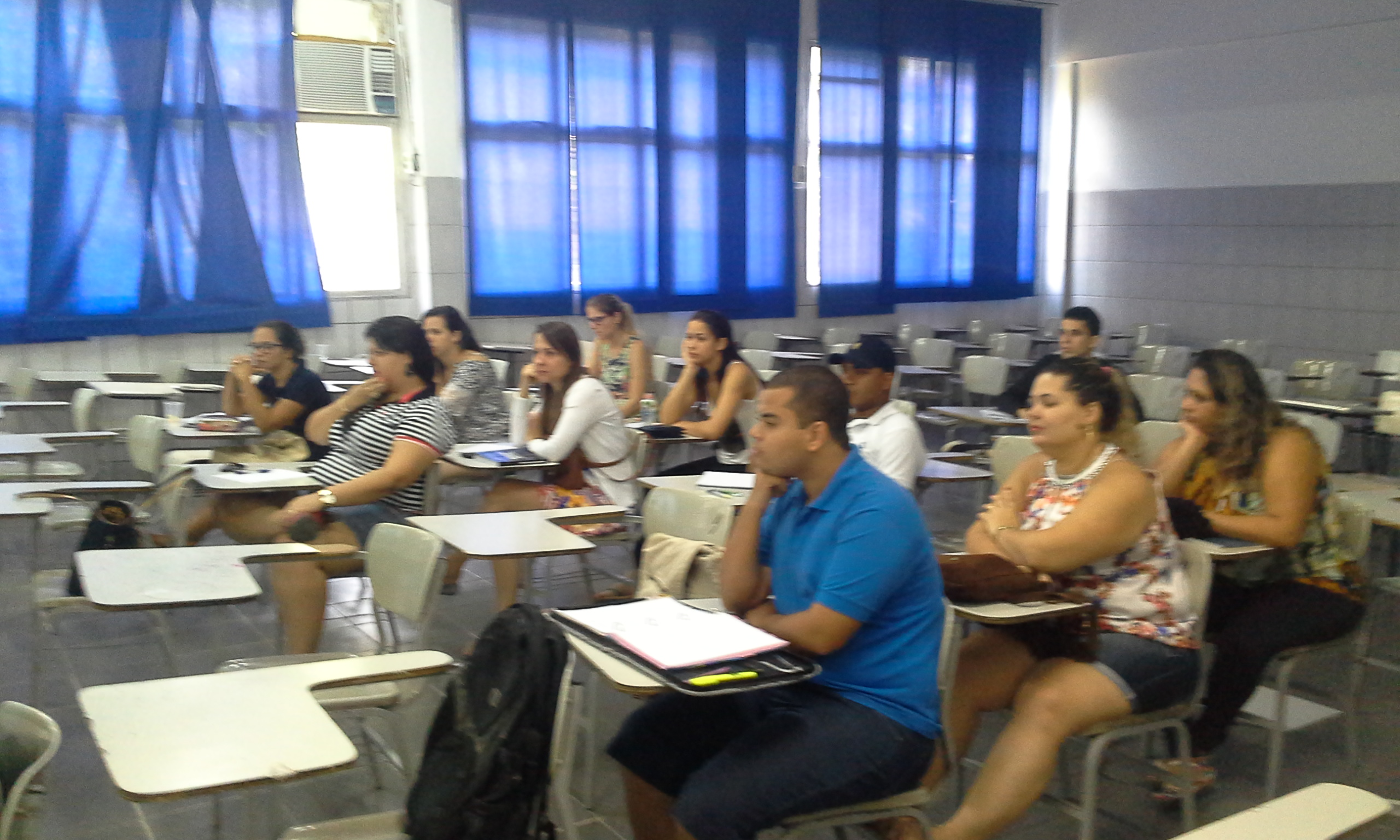 Alunos de Administração da Doctum Vila Velha fazem reforço de Metodologia Científica e Projeto de TCC