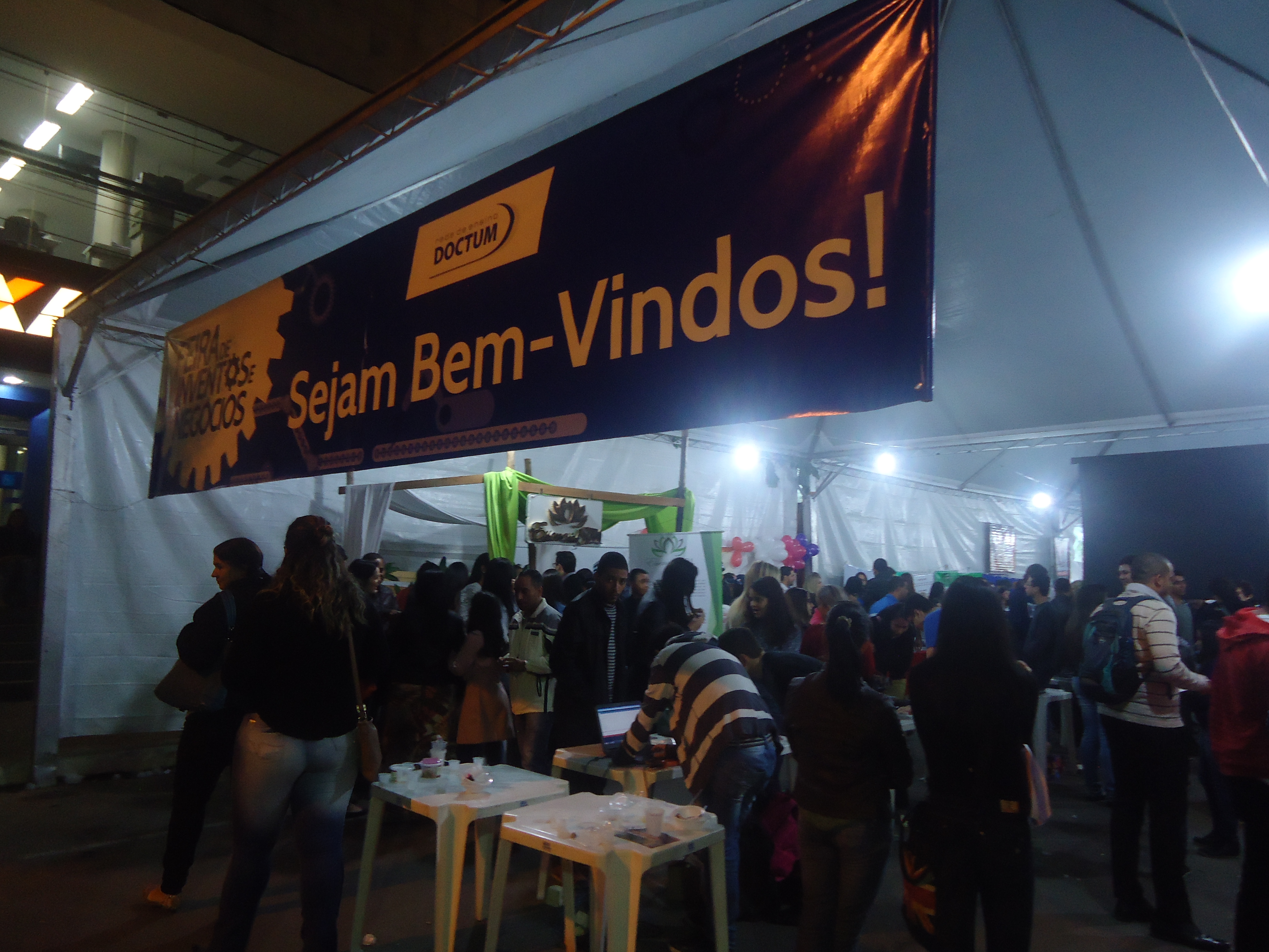 Feira de Inventos e Negócios da FIC apresenta trabalhos inovadores
