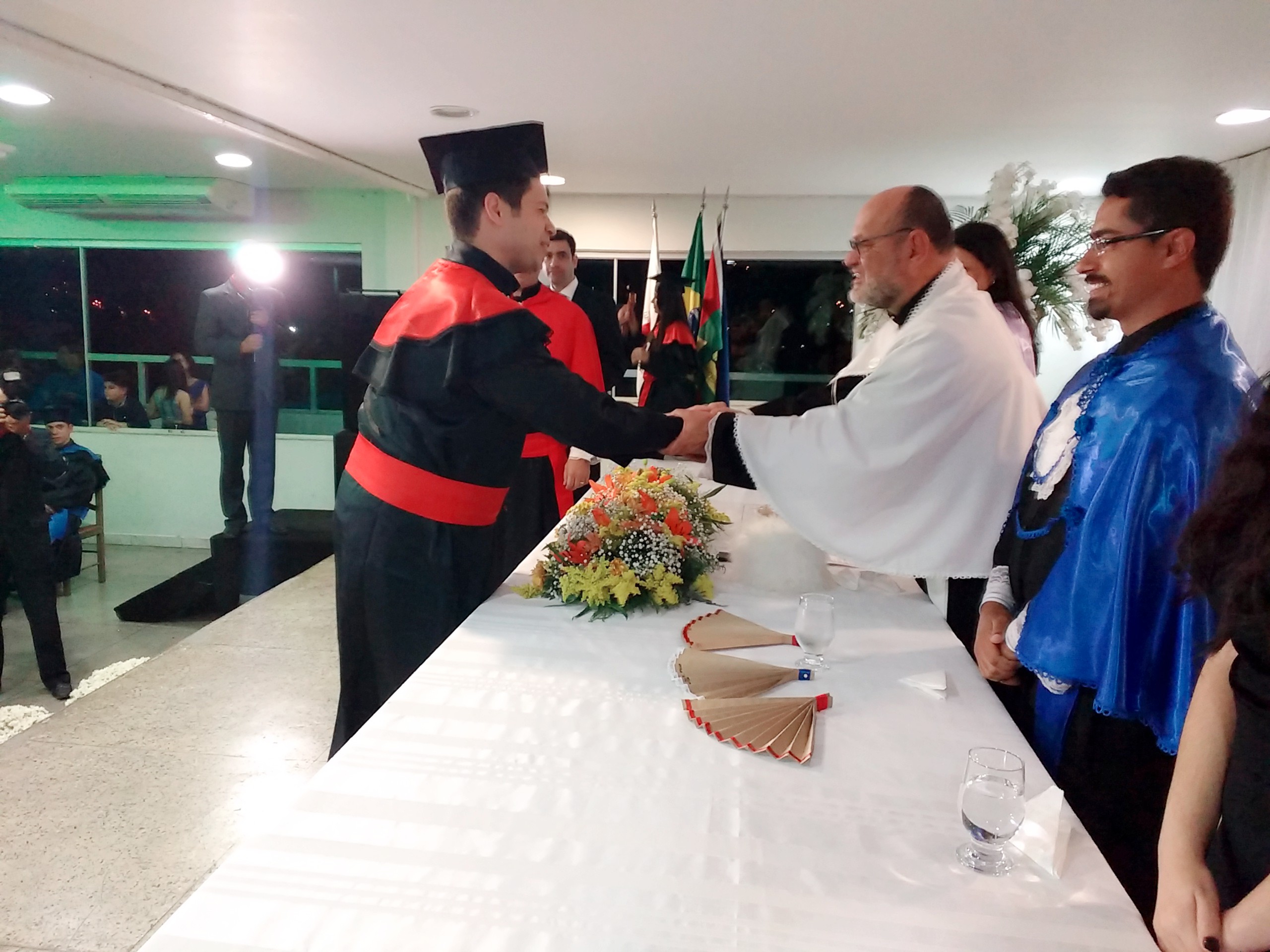 FIC forma profissionais de Direito e Engenharia Civil