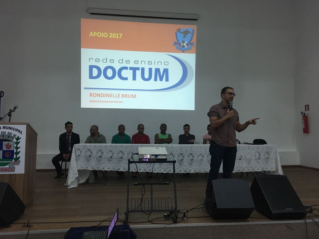 Doctum Manhuaçu confirma parceria no Projeto Social “Estrelaite Craques da bola Craques na escola”