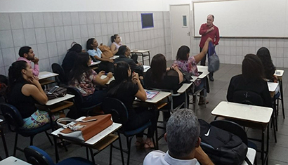 Alunos de Administração participam de palestra com Vereador de Vila Velha, Ricardo Chiabai