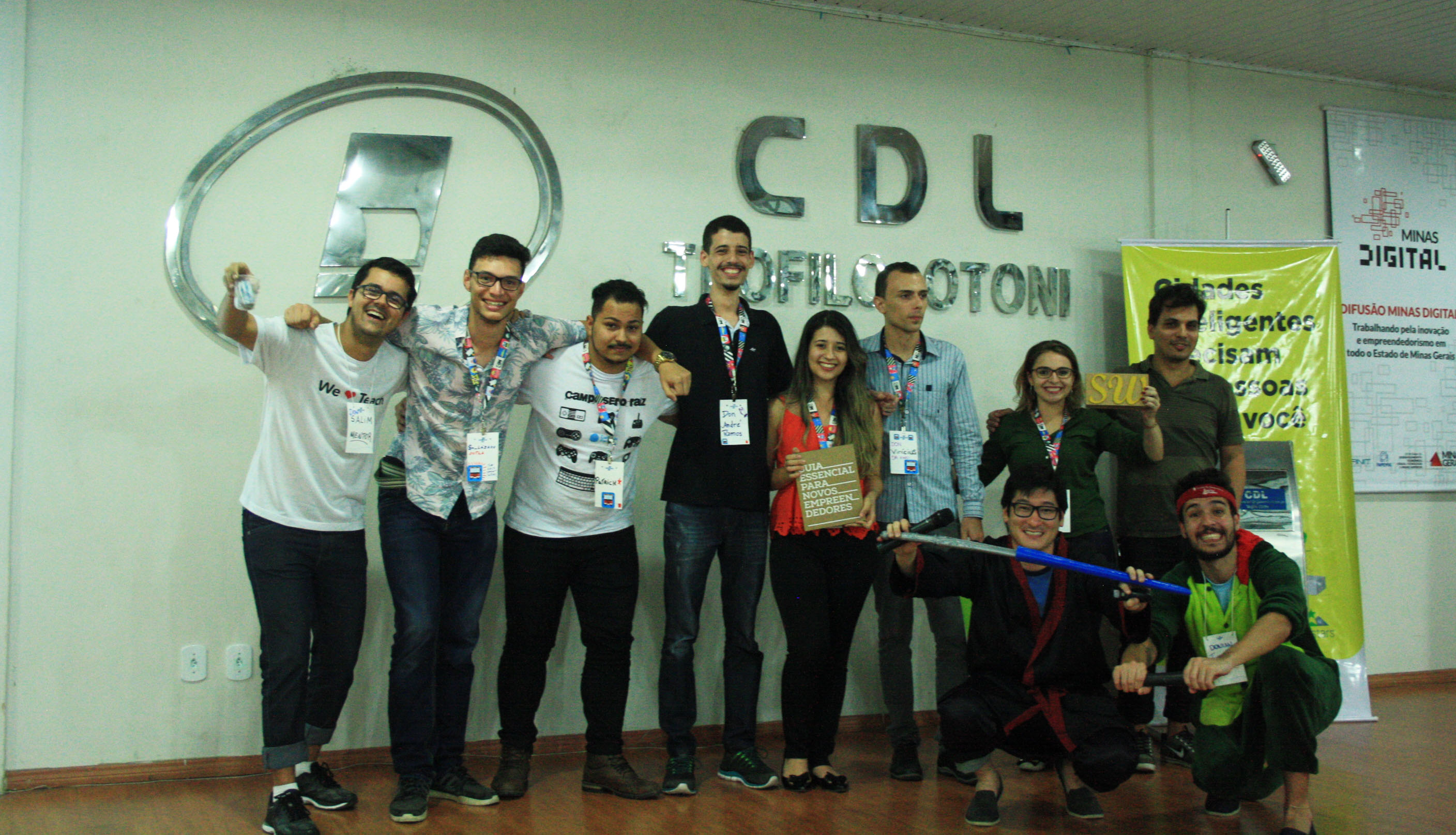 Alunos de Sistemas de Informação da Doctum Teófilo Otoni compõe equipe vencedora em evento de Startup