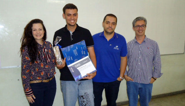 Em Leopoldina, ganhadores das Olimpíadas Acadêmicas 2017 recebem prêmios