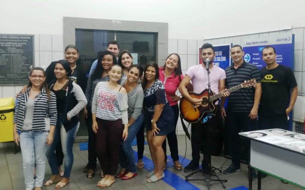 Noite de talentos e movimentos artísticos na unidade Vila Velha