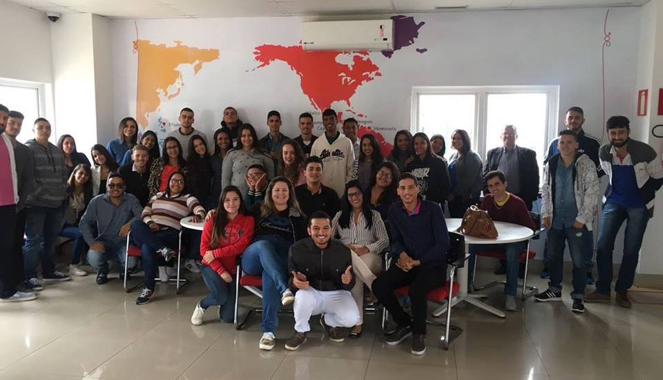 Alunos dos cursos Gerenciais visitam a Fábrica da Coca-Cola em Itabirito – MG