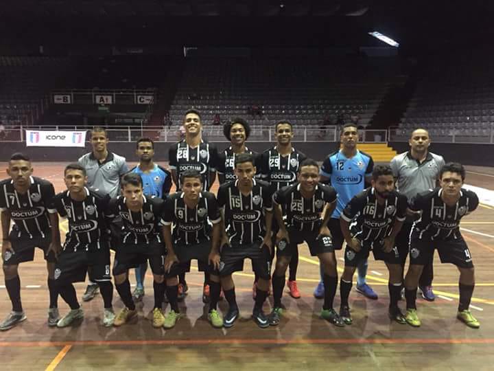 Atletas de futsal são bicampeões do campeonato Metropolitano de Futsal
