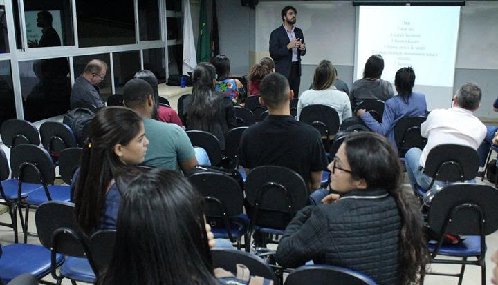 Em Teófilo Otoni, curso de Direito promove capacitação sobre TCC