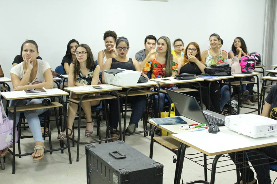 Curso de Pedagogia realiza minicursos no II Fórum Acadêmico de Teófilo Otoni