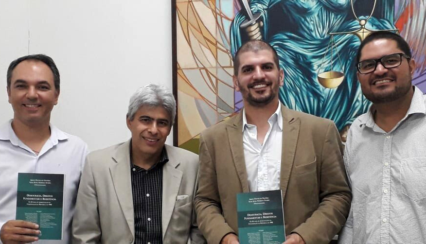 Professores da Doctum Caratinga participam de obra coletiva em homenagem aos 30 anos da constituição brasileira