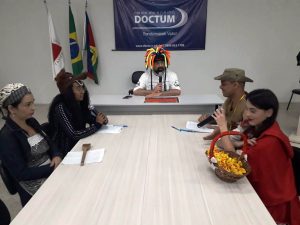 Chapeusinho Vermelho contra a fábrica de doces