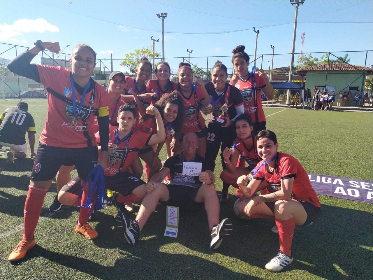 Projeto Social ao Alcance das Mãos realiza primeira copa de Fut7 feminino